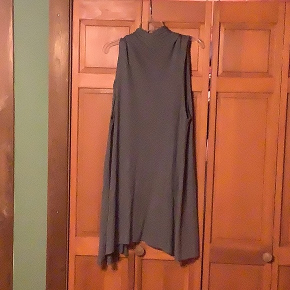 Color Works long gray vest, xl, in good condition - Picture 6 of 6